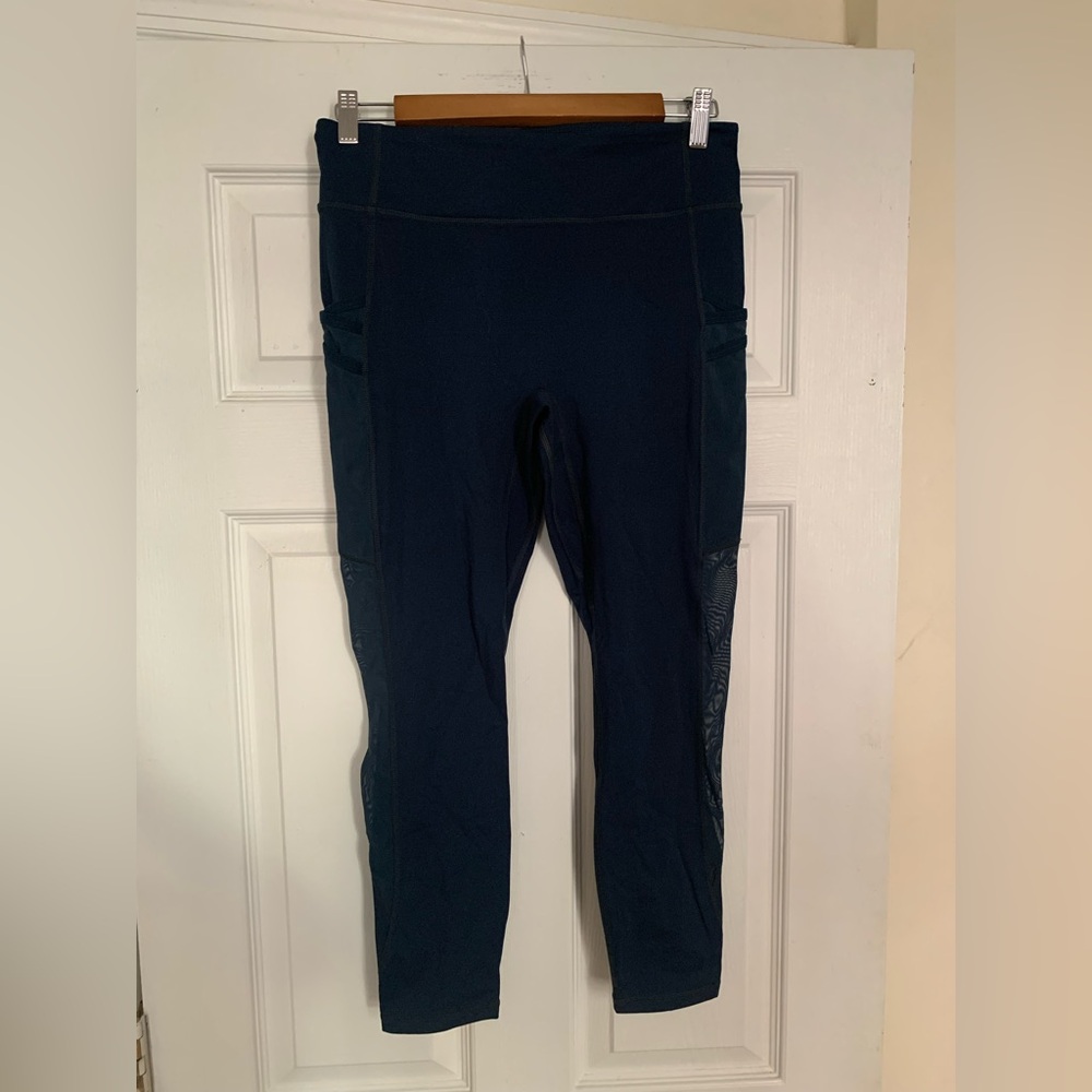 Fabletics dark teal cropped leggings with mesh -  L